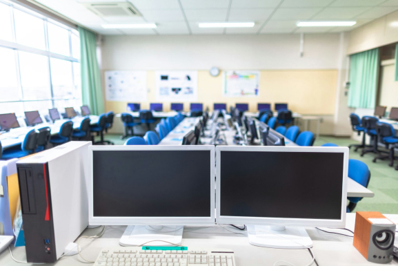 ANSUL offers a wide range of portable extinguishers and spill control products designed for Schools and Universities
